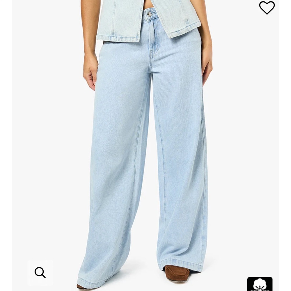 WEWOREWHAT relaxed low rise baggy jeans